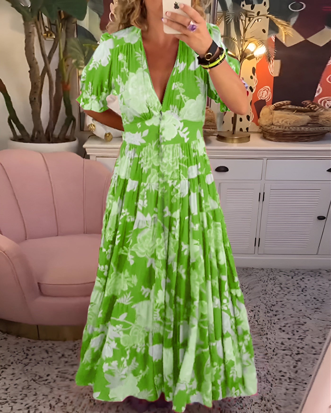 Carine | Kjole med lommer, V-udskæring og blomsterprint