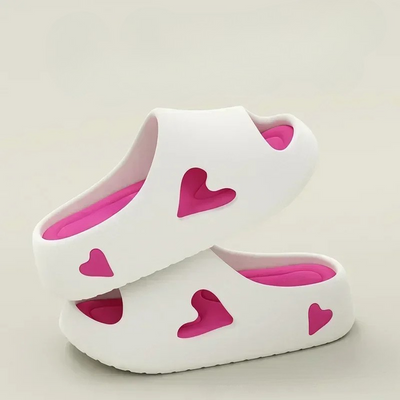 HeartSteps™ – Skyflipflops med Legesyg Hjertedetalje